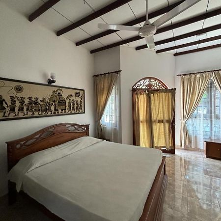 Village Inn Resort 尼甘布 客房 照片