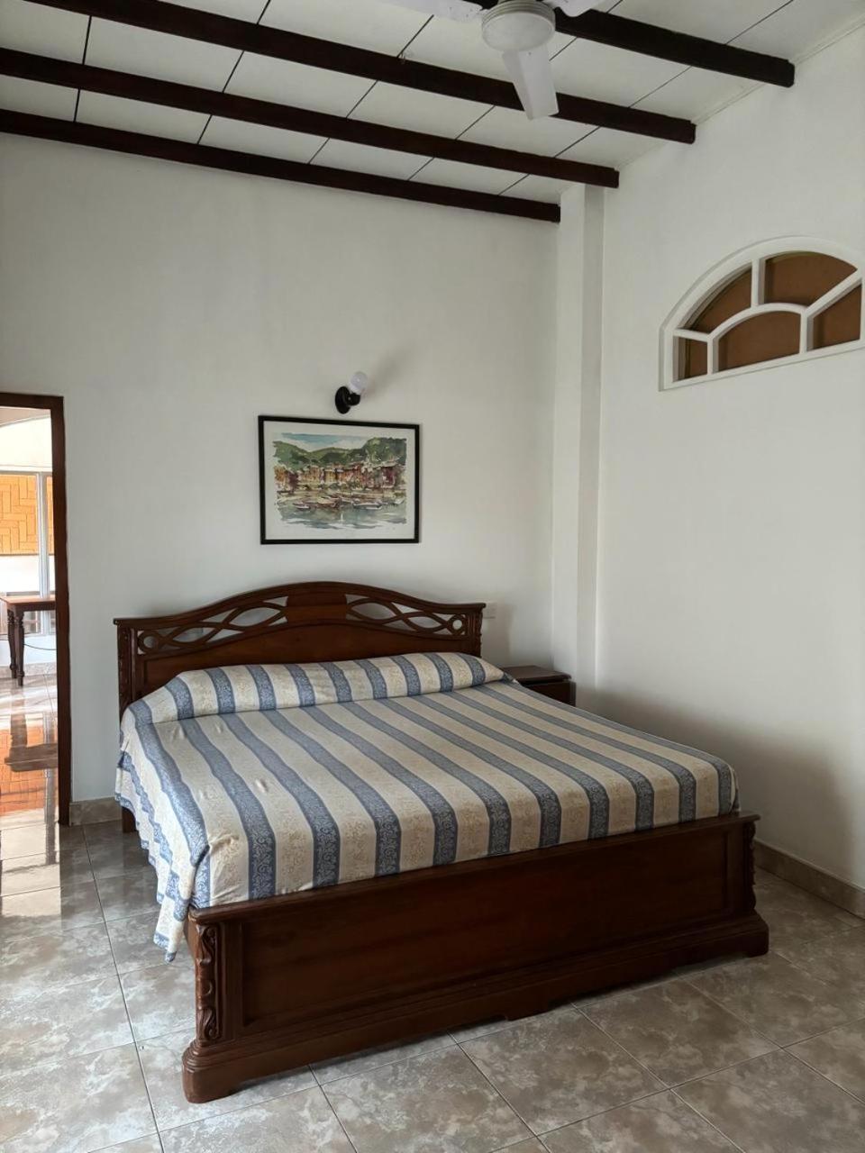 Village Inn Resort 尼甘布 客房 照片