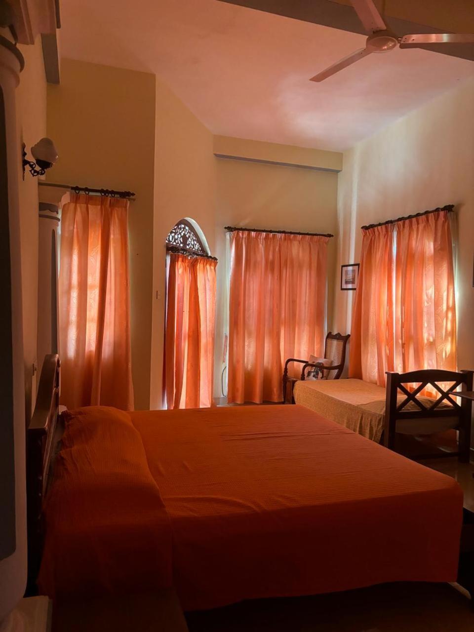 Village Inn Resort 尼甘布 外观 照片